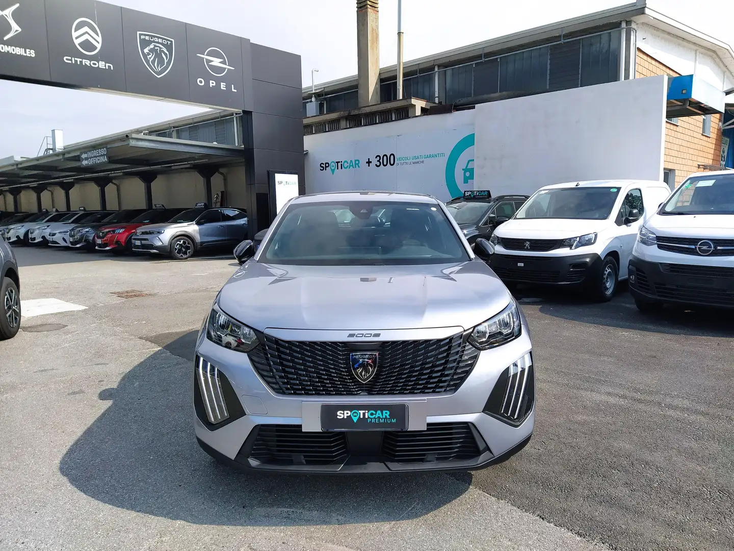 Peugeot 2008 1.2 PureTech 100cv ACTIVE+NAVIGATION PACK KM ZERO Argento - 2