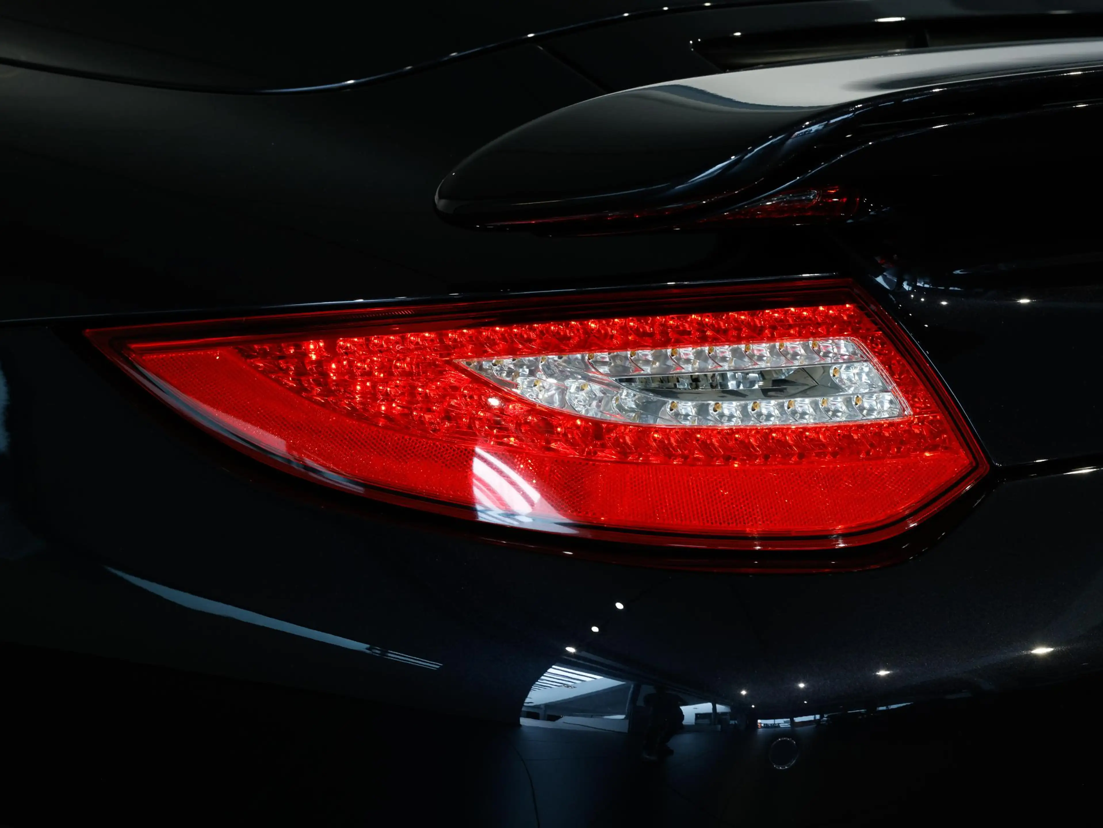 Porsche 997 Cabrio 3.8 Turbo — photo 7