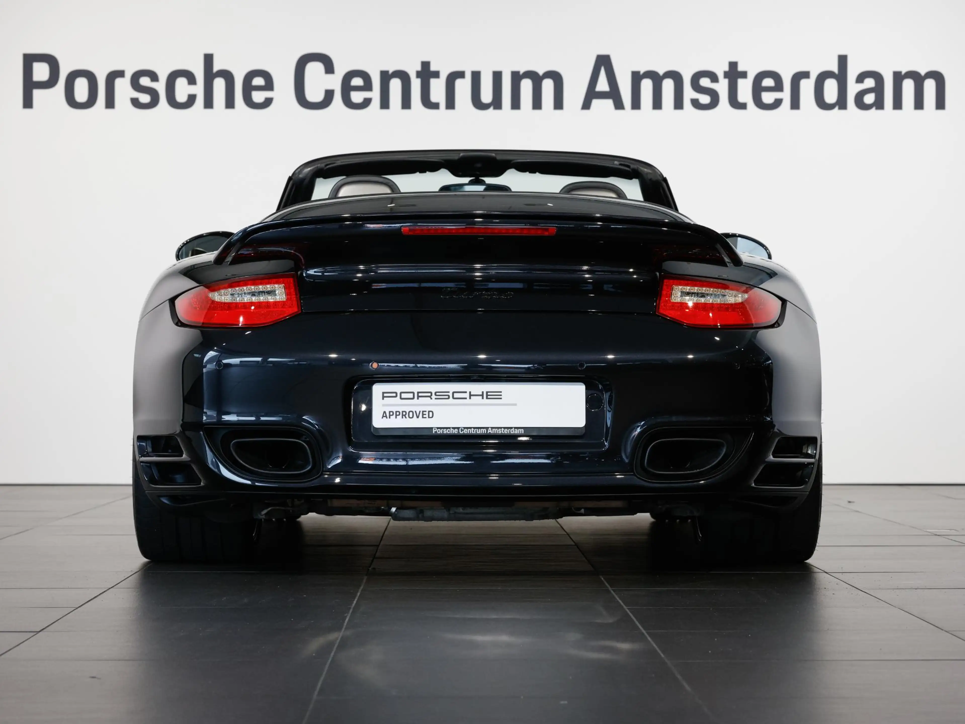 Porsche 997 Cabrio 3.8 Turbo — photo 4
