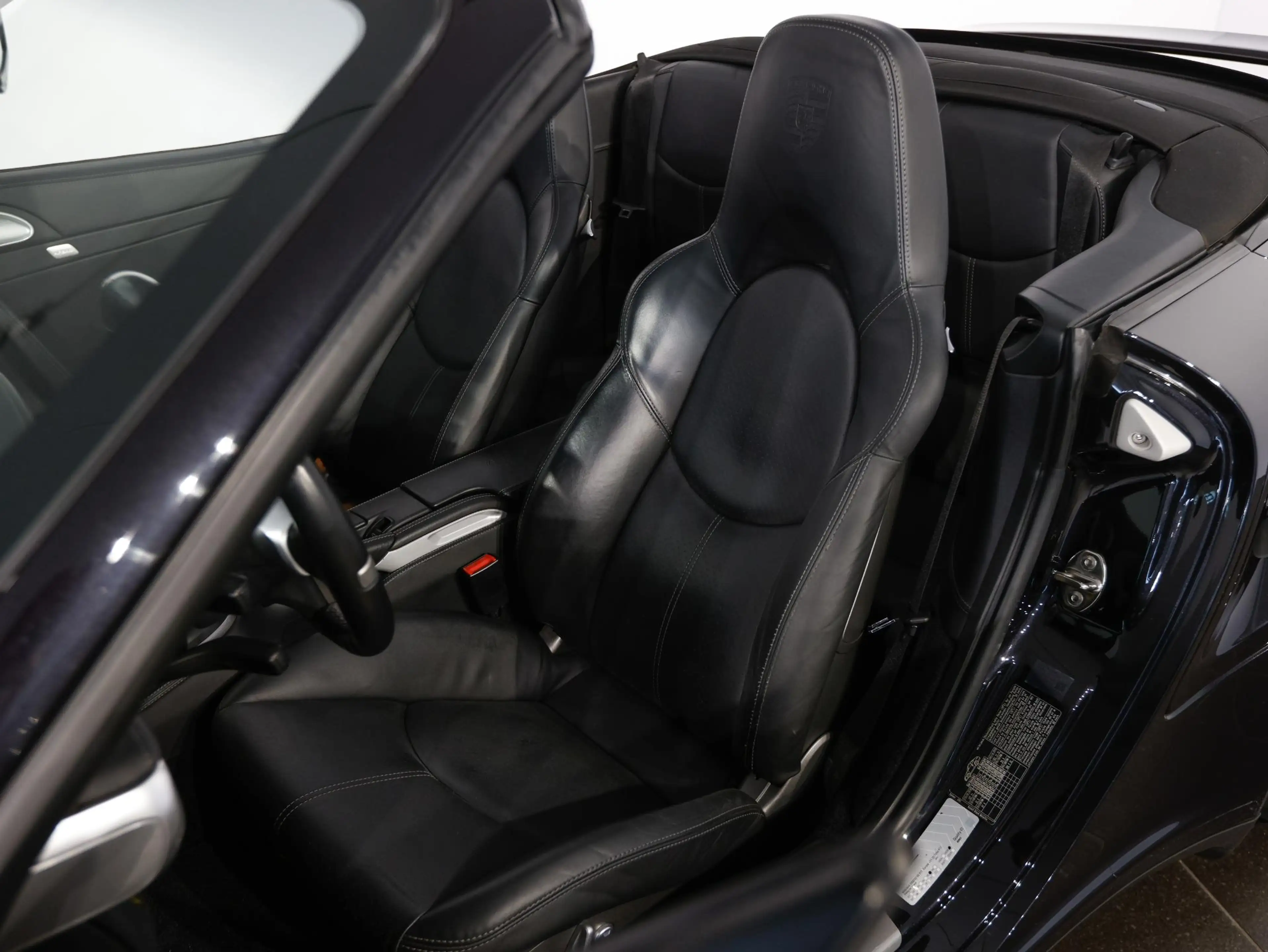 Porsche 997 Cabrio 3.8 Turbo — photo 9