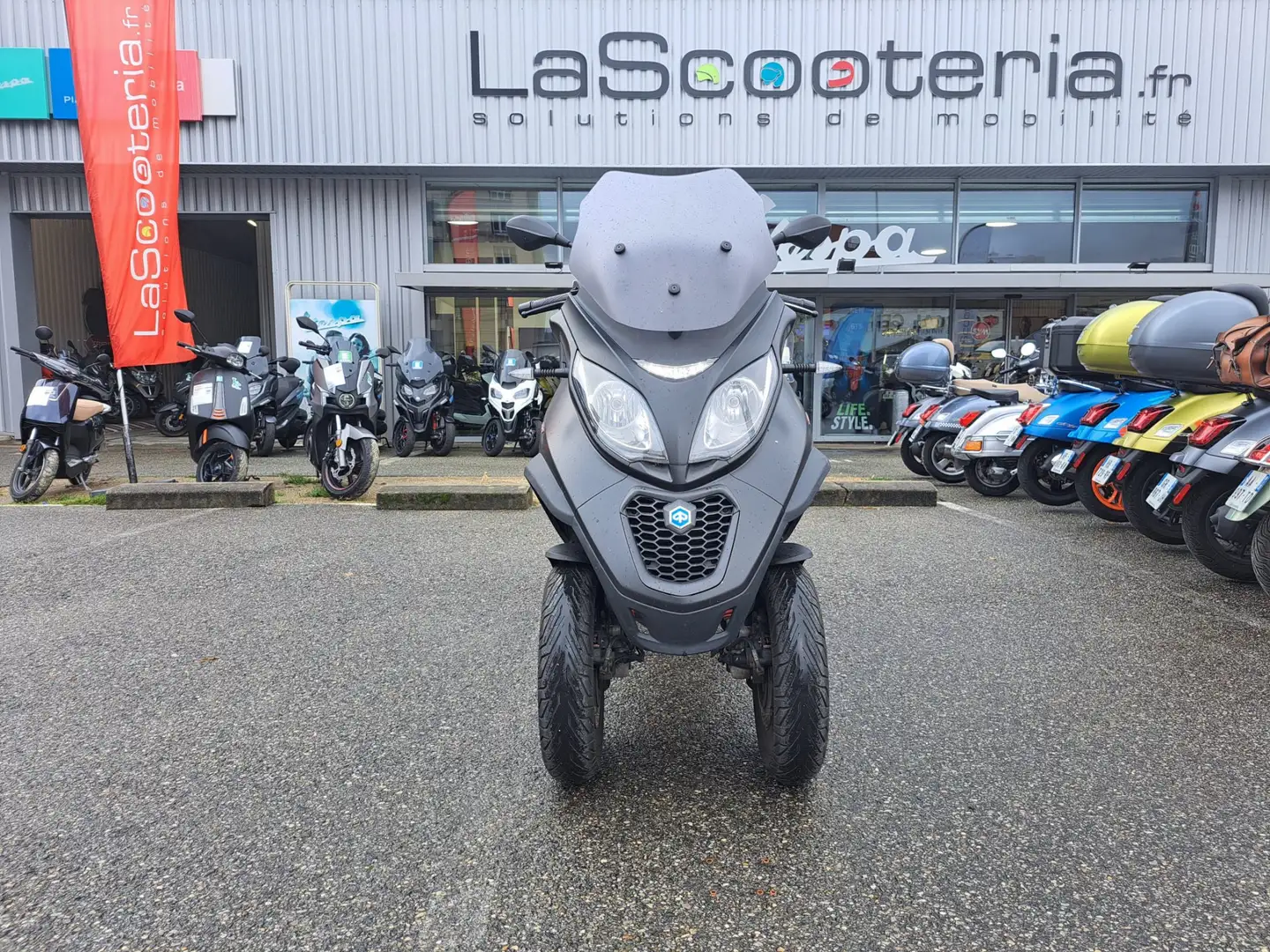 Piaggio MP3 350 Noir - 2