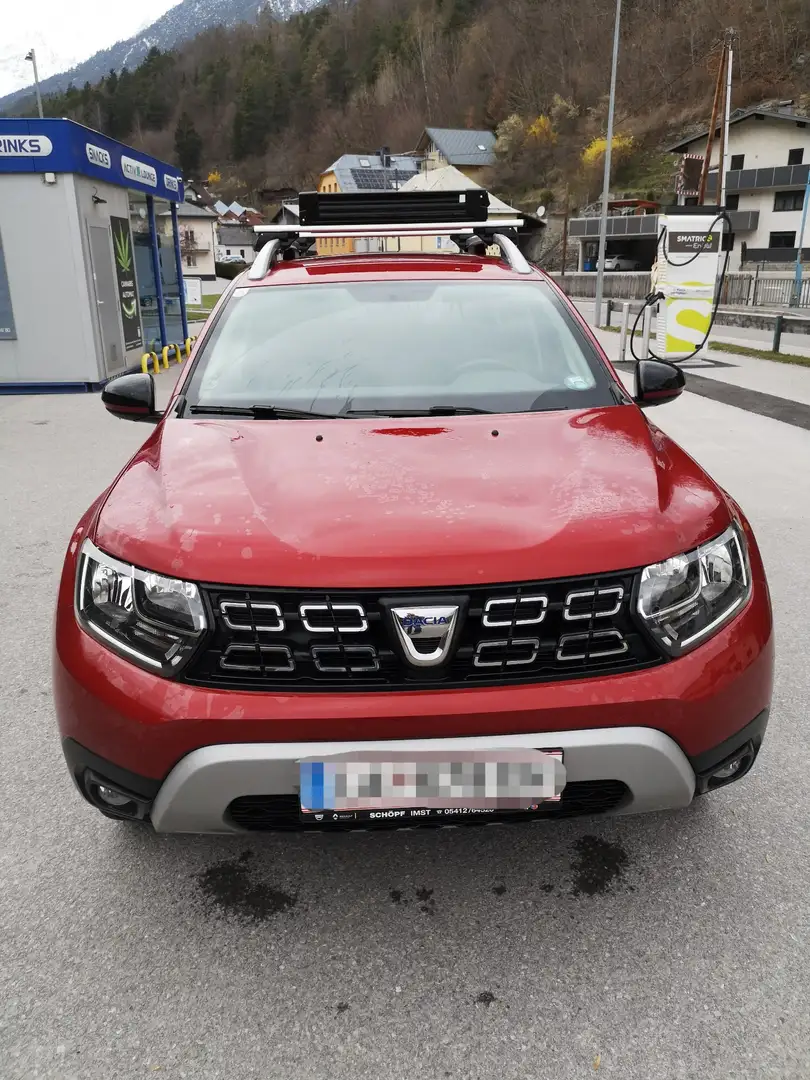 Dacia Duster SCe 115 S&S 4WD Charisma Rot - 1