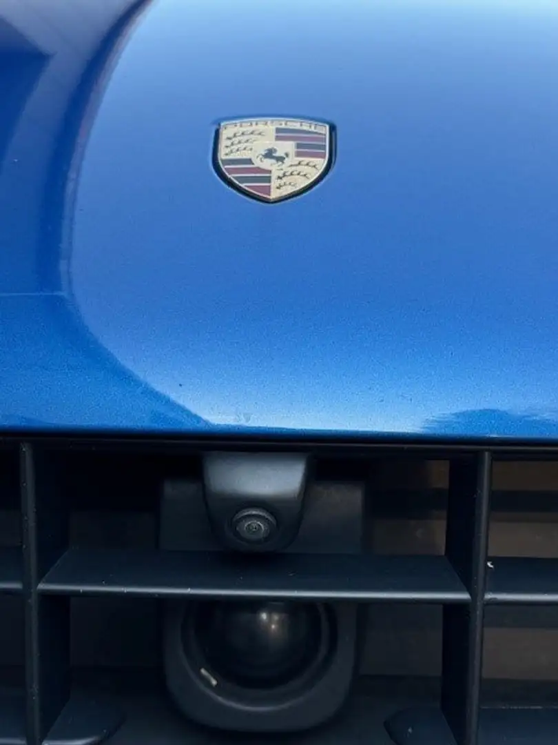 Porsche Macan GTS Sondermodell Blau - 2