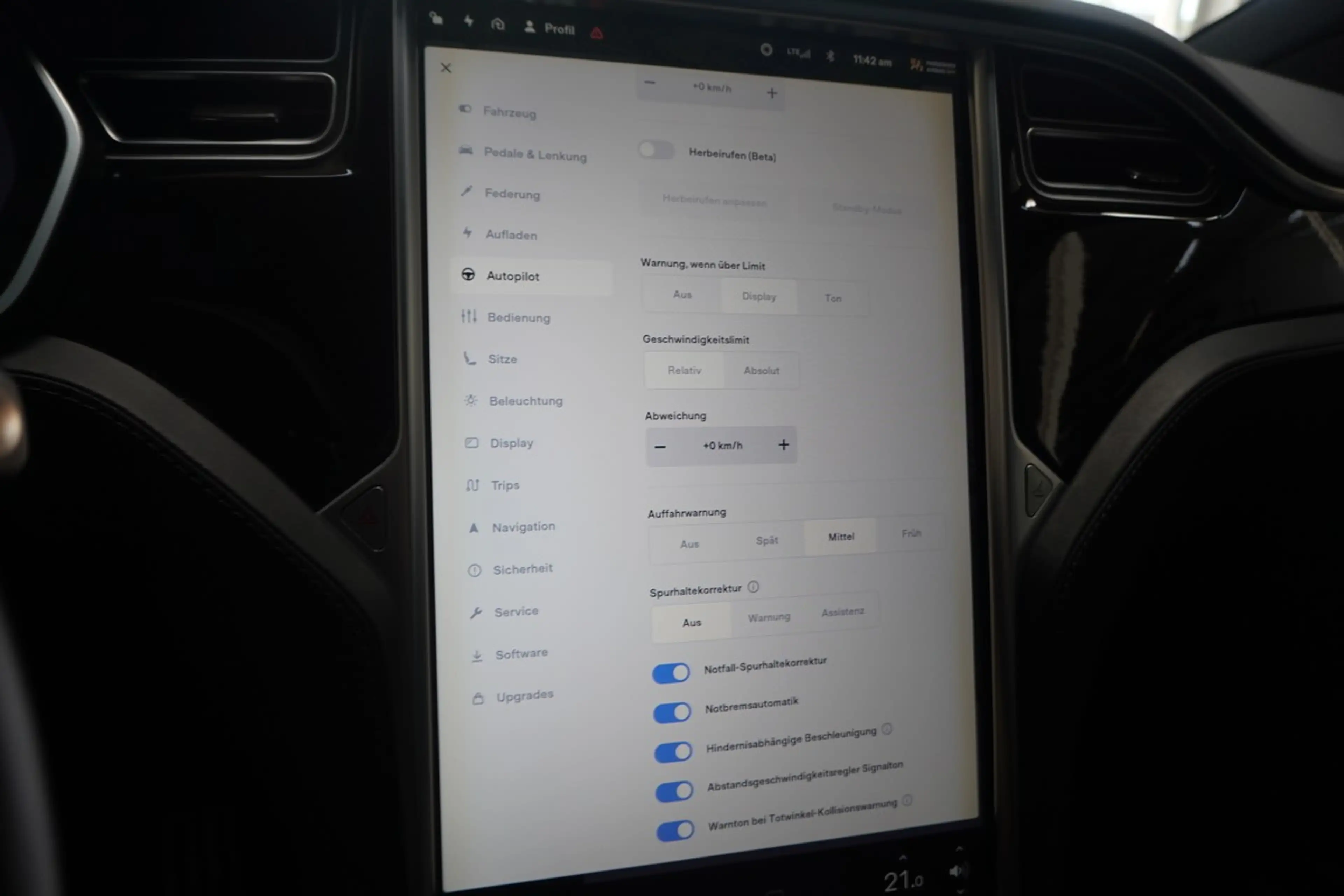 Tesla Model X P100D 6Sitzer Autopilot Pano Sound AHK — photo 27