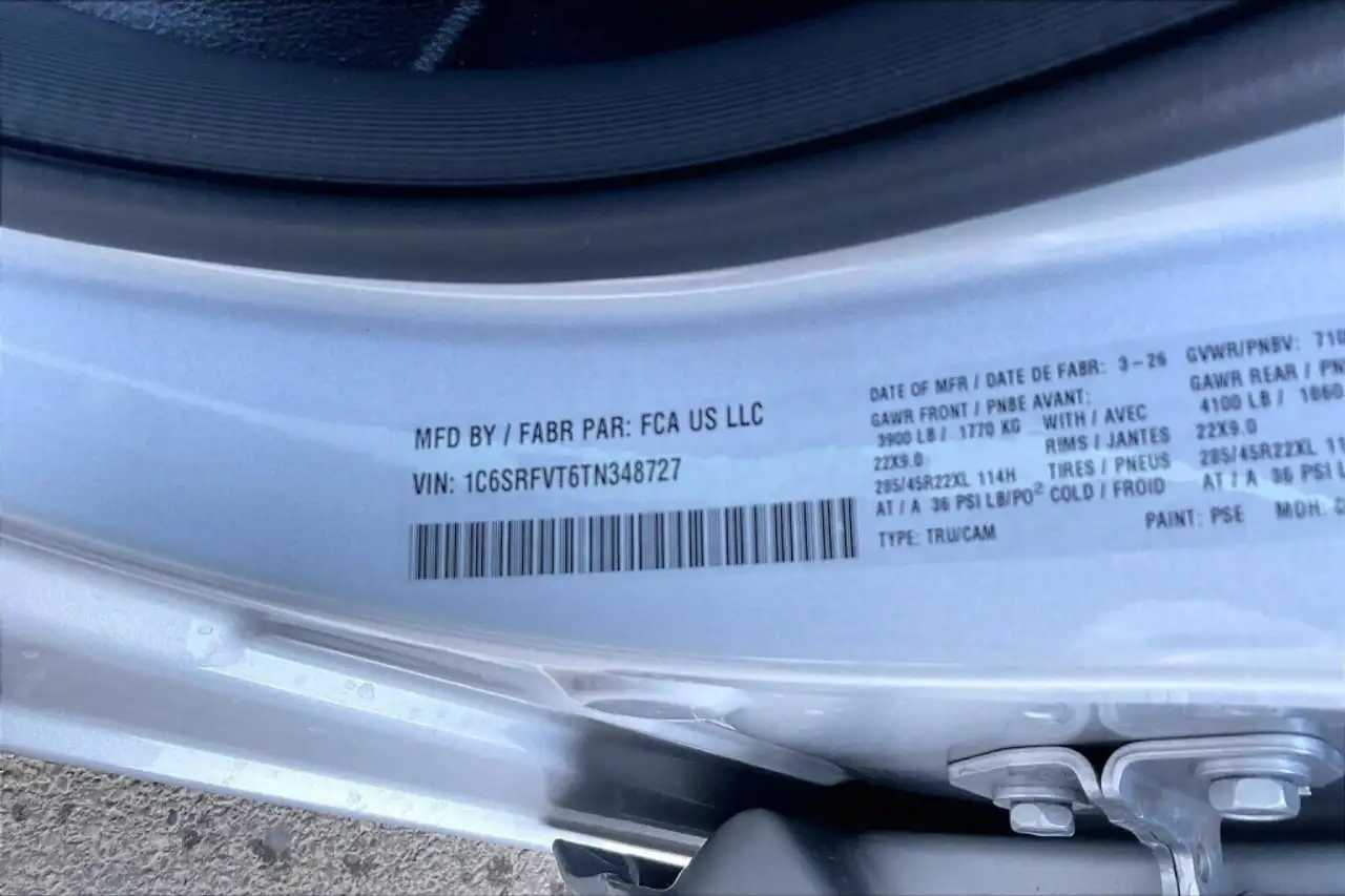 RAM 1500 снимка RAM 1500