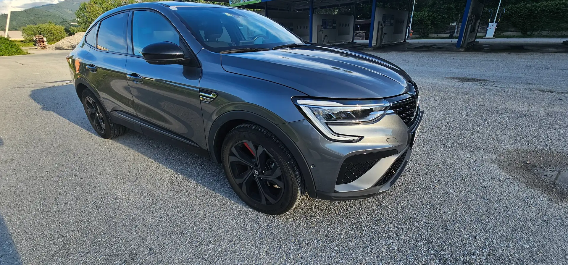 Renault Arkana Arkana Mild Hybrid 140 EDC R.S.Line  Aut. R.S.Line Grau - 1