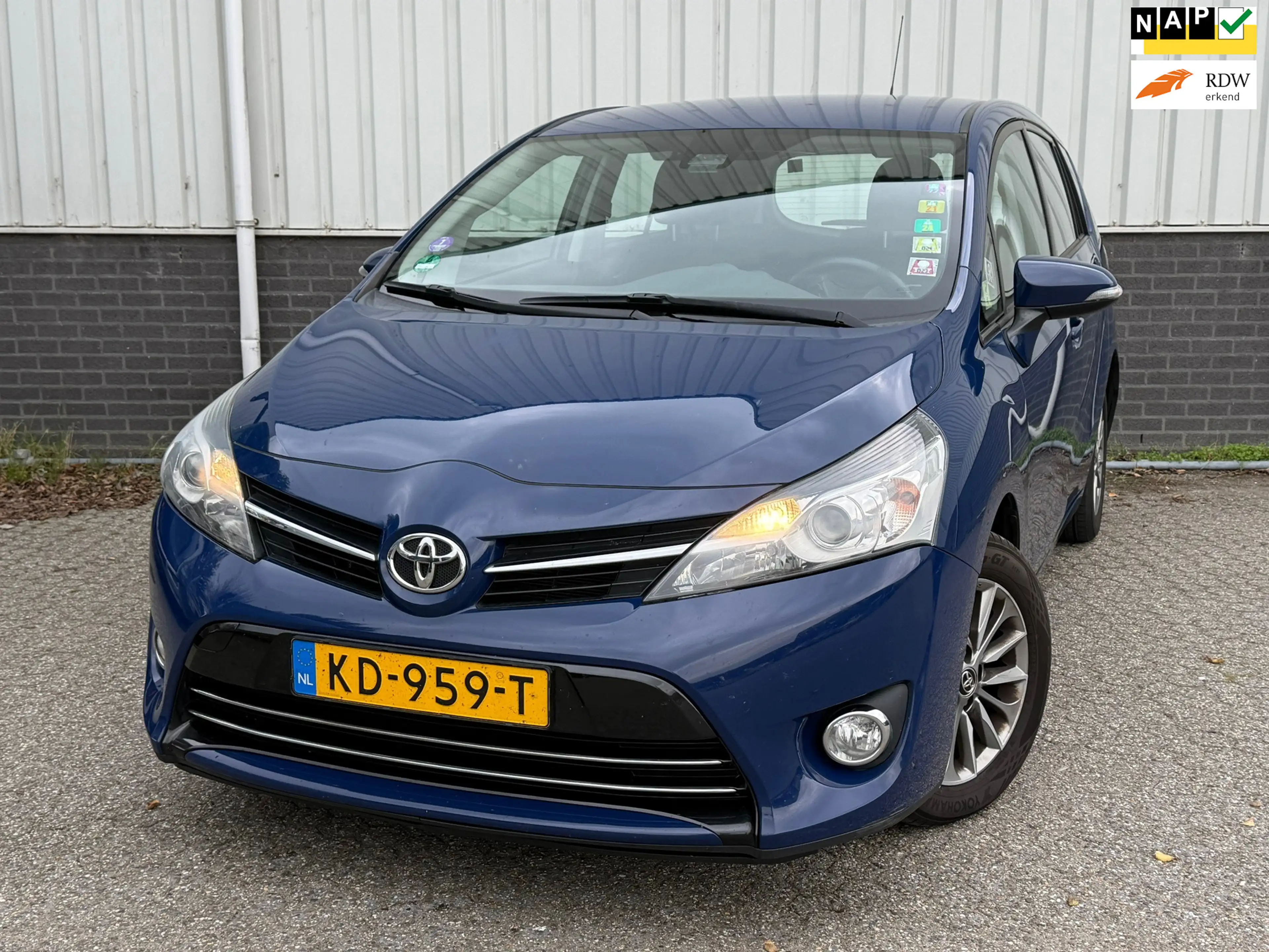 Toyota Verso 1.8 VVT-i Aspiration Automaat Airco Cruise Trekhaa