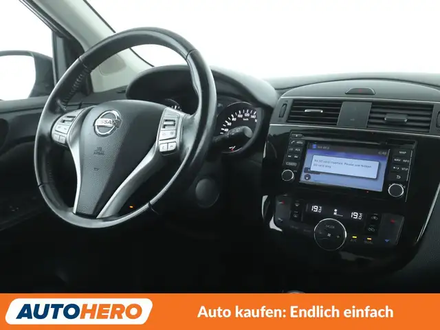 Nissan Pulsar view 13