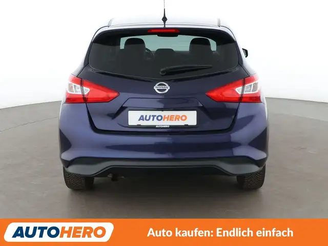 Nissan Pulsar view 5