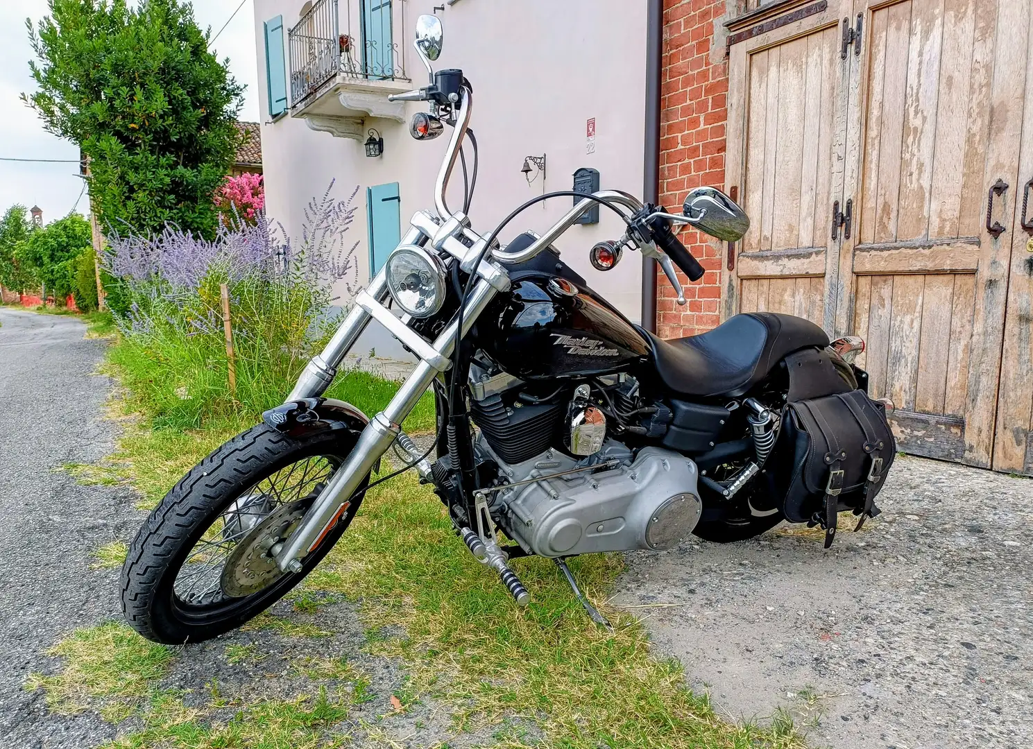 Harley-Davidson Dyna Street Bob FXDB Nero - 1