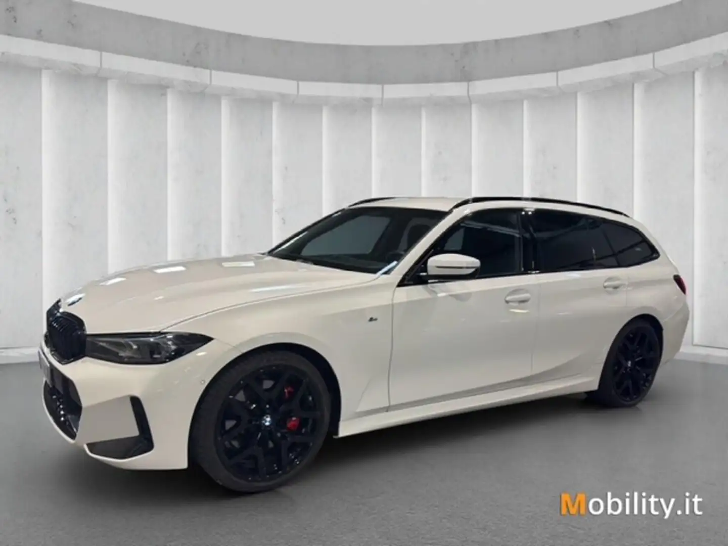 BMW 320 d Touring mhev 48V Msport xdrive auto Bianco - 1
