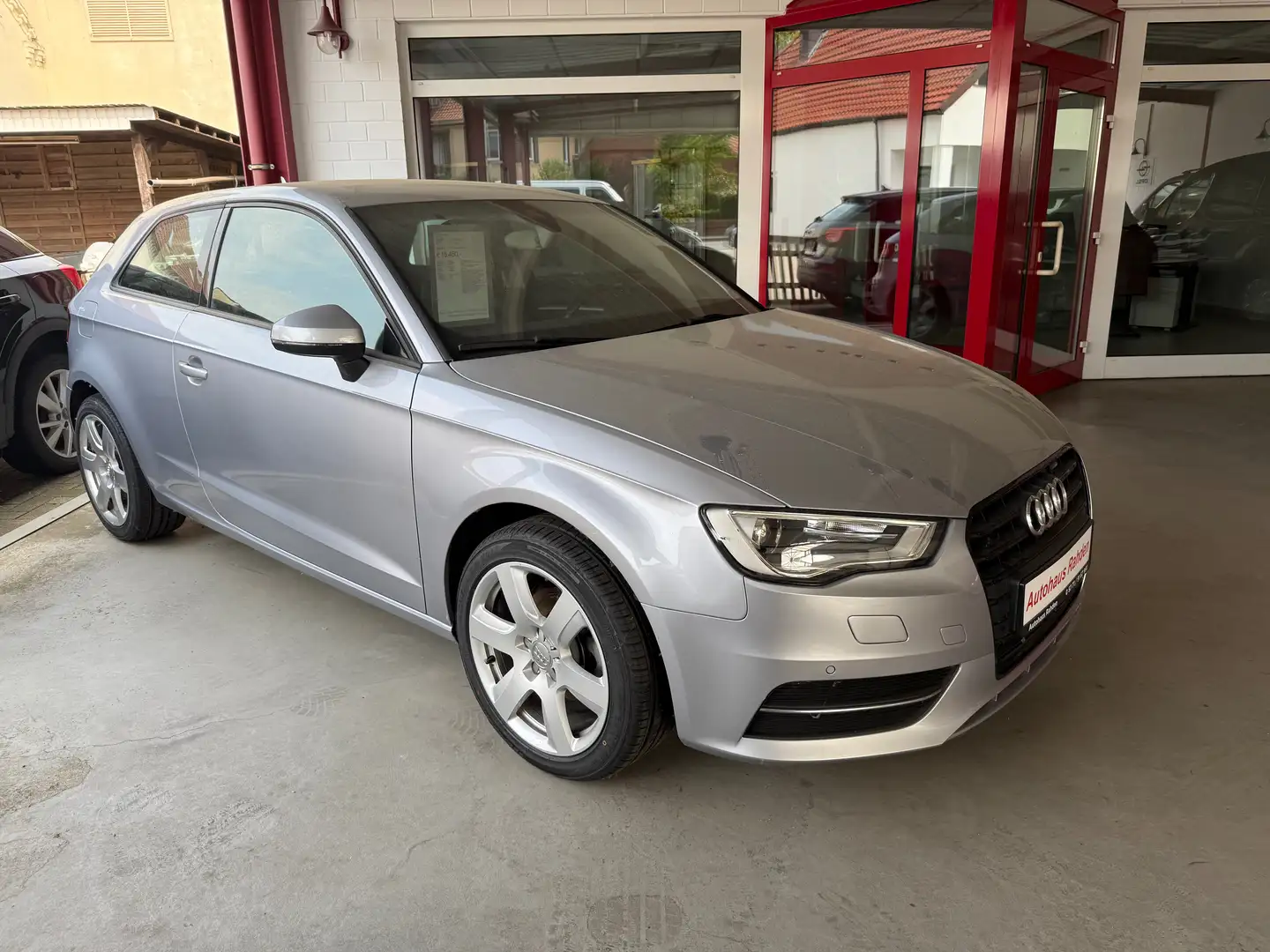 Audi A3 1.4 TFSI S tronic Ambition Silber - 2