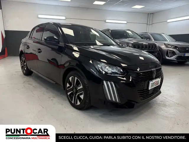 Peugeot 208 view 3