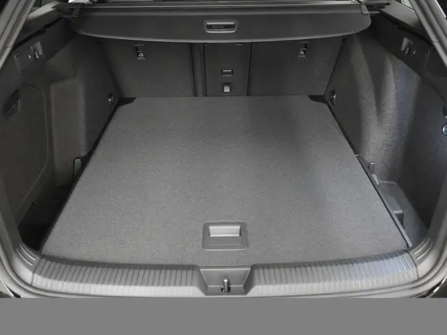 Volkswagen Golf view 8