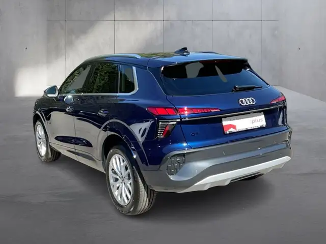 Audi Q3 TFSI 110 kW  intense Ansicht 3