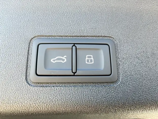 Audi Q3 TFSI 110 kW  intense Ansicht 15