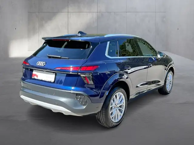 Audi Q3 TFSI 110 kW  intense Ansicht 5