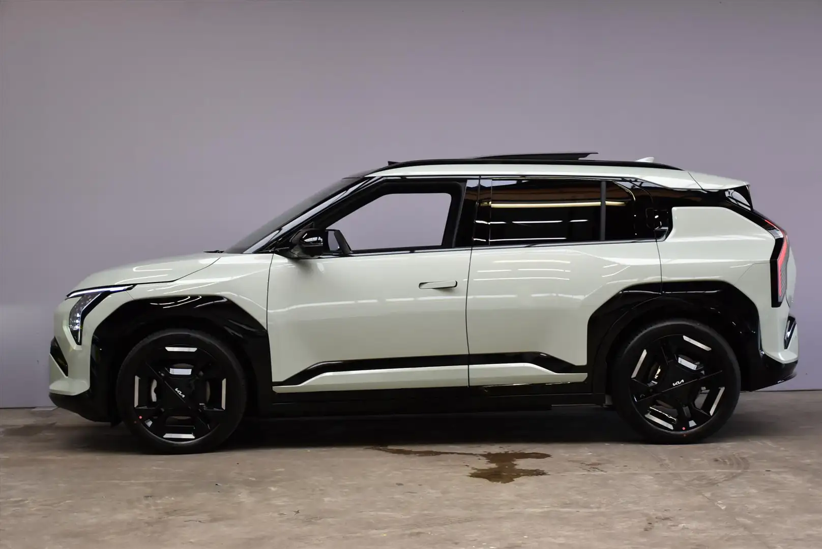 Kia EV3 81,4 kWh 204pk GT-PlusLine Groen - 2