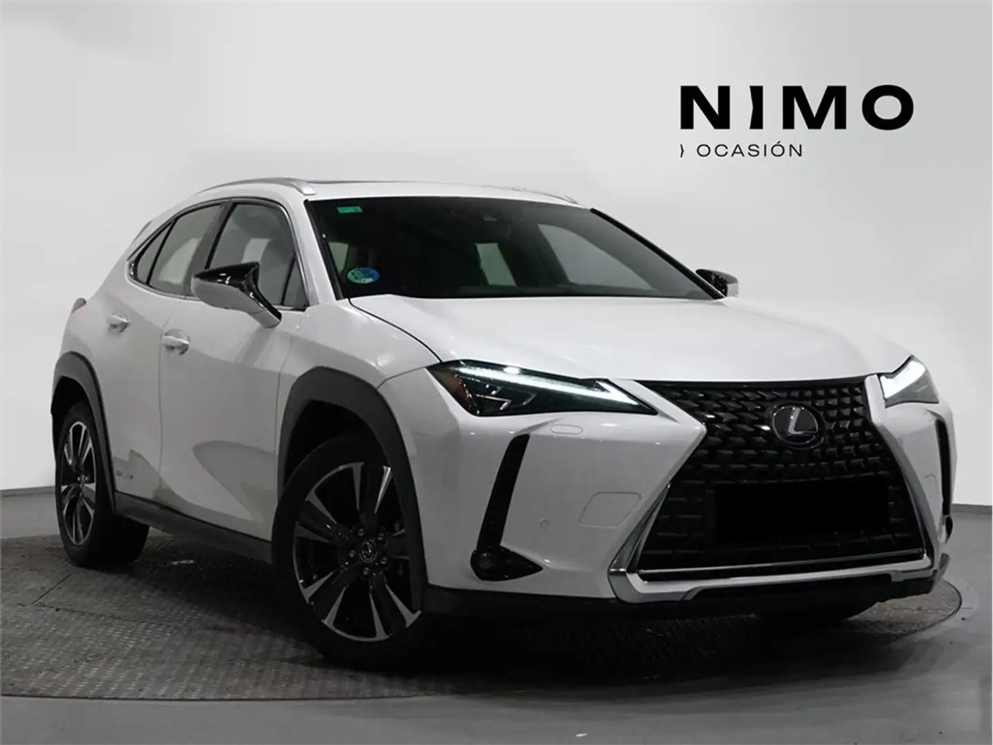 Lexus UX 250h Luxury 2WD - 1