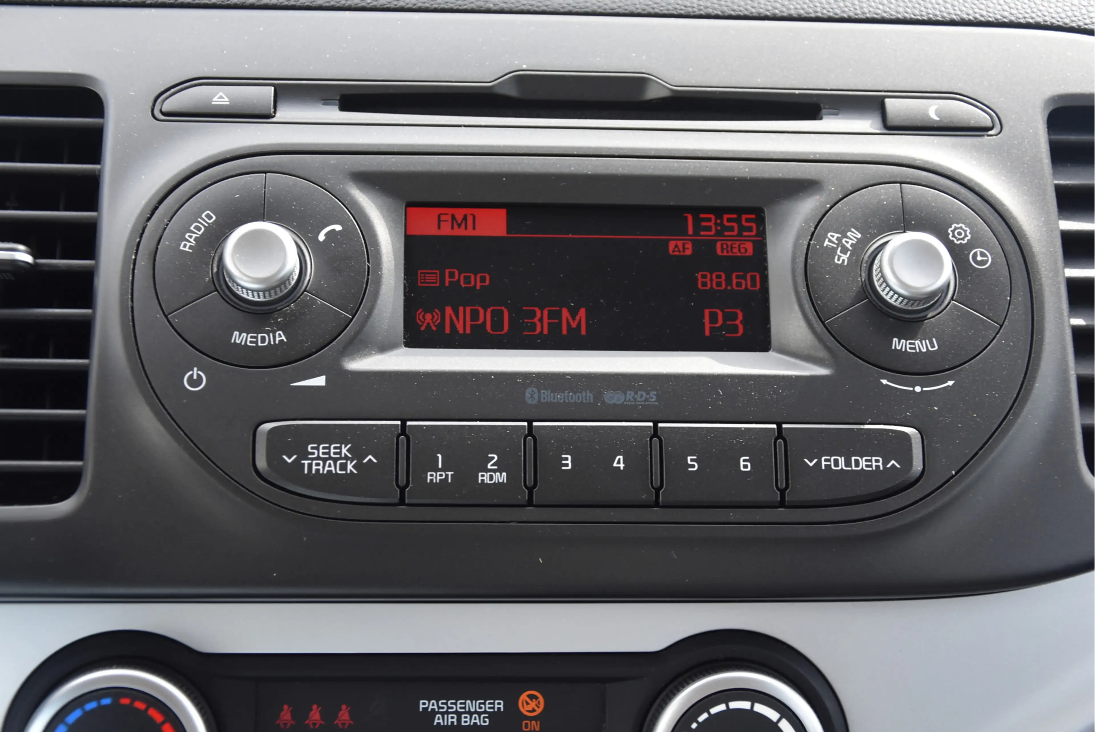 Kia Picanto 1.0 CVVT DynamicLine — photo 11