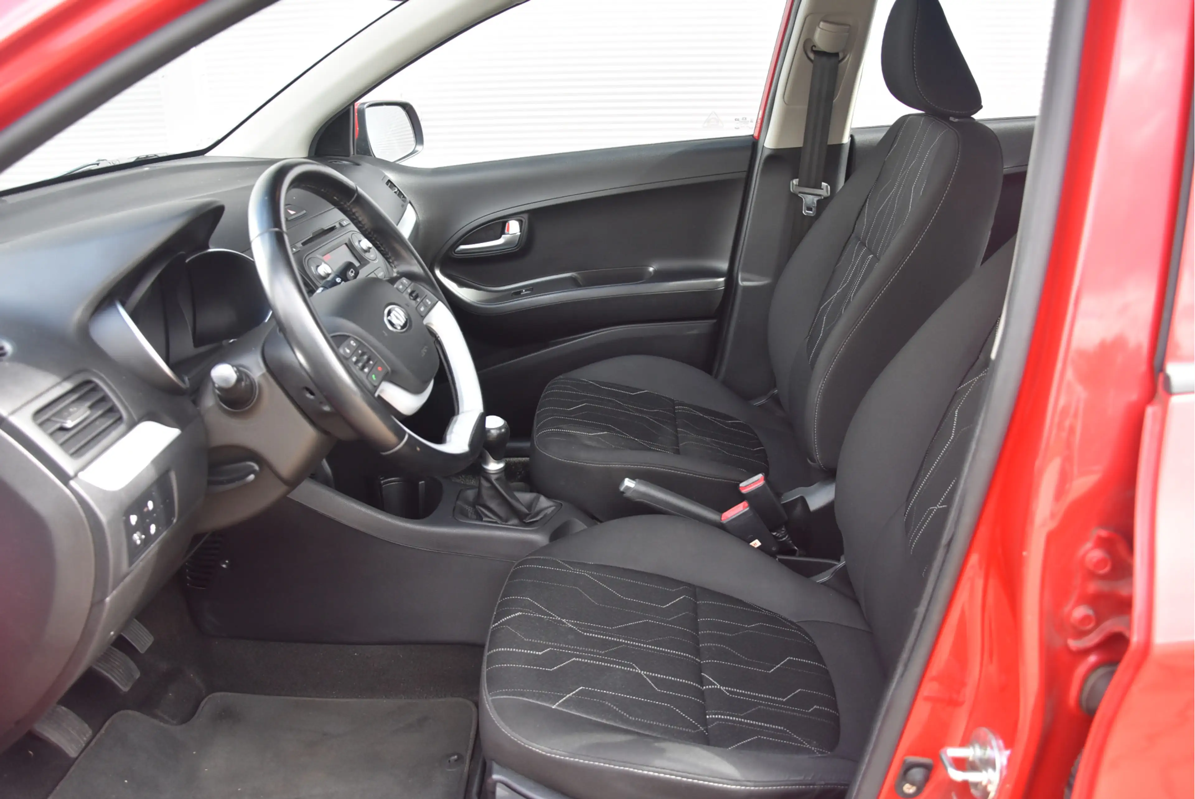 Kia Picanto 1.0 CVVT DynamicLine — photo 18