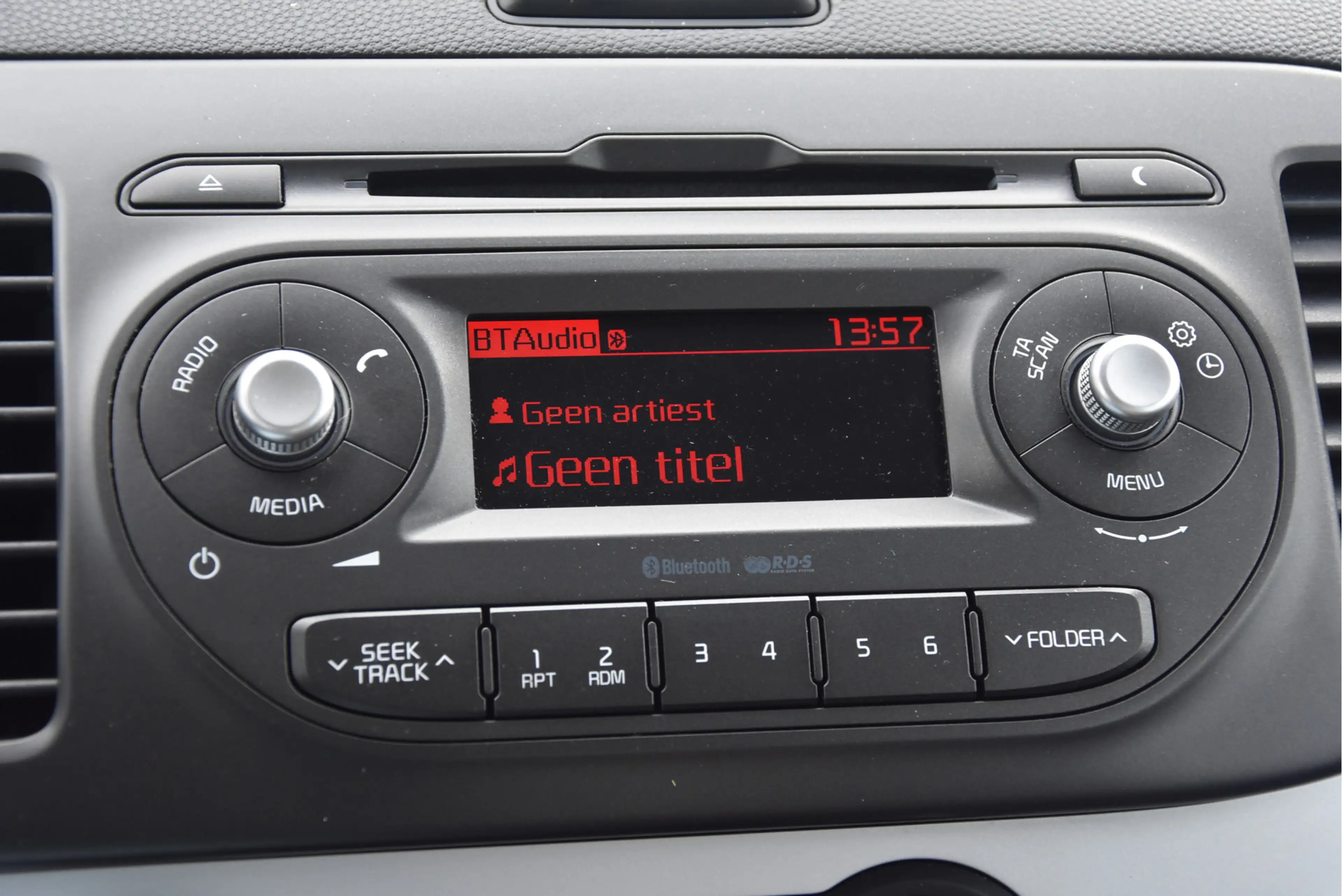 Kia Picanto 1.0 CVVT DynamicLine — photo 14