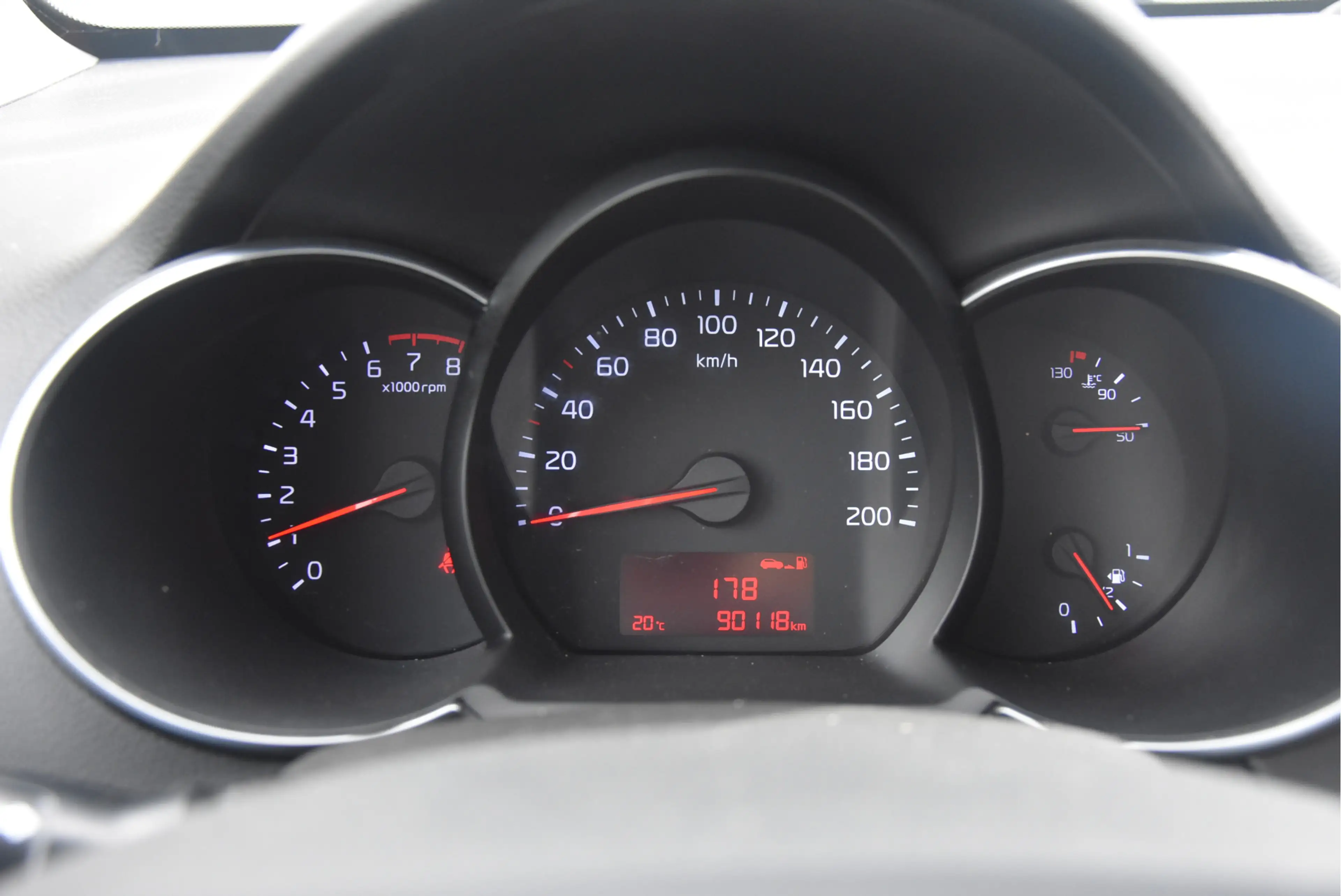 Kia Picanto 1.0 CVVT DynamicLine — photo 6