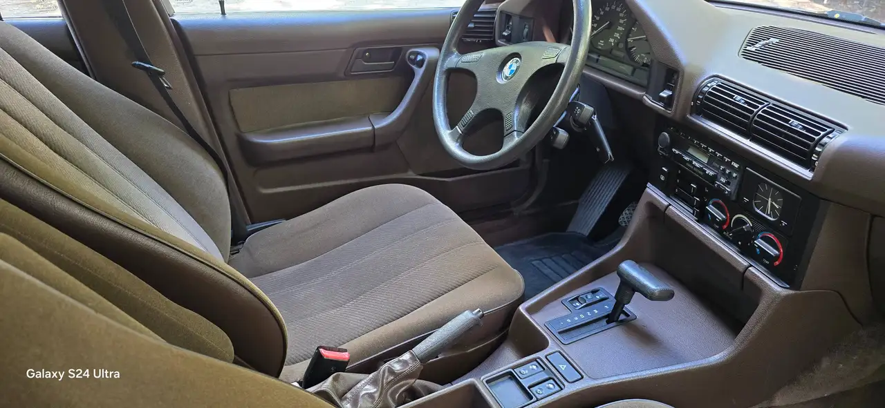 BMW 525i, foto 5