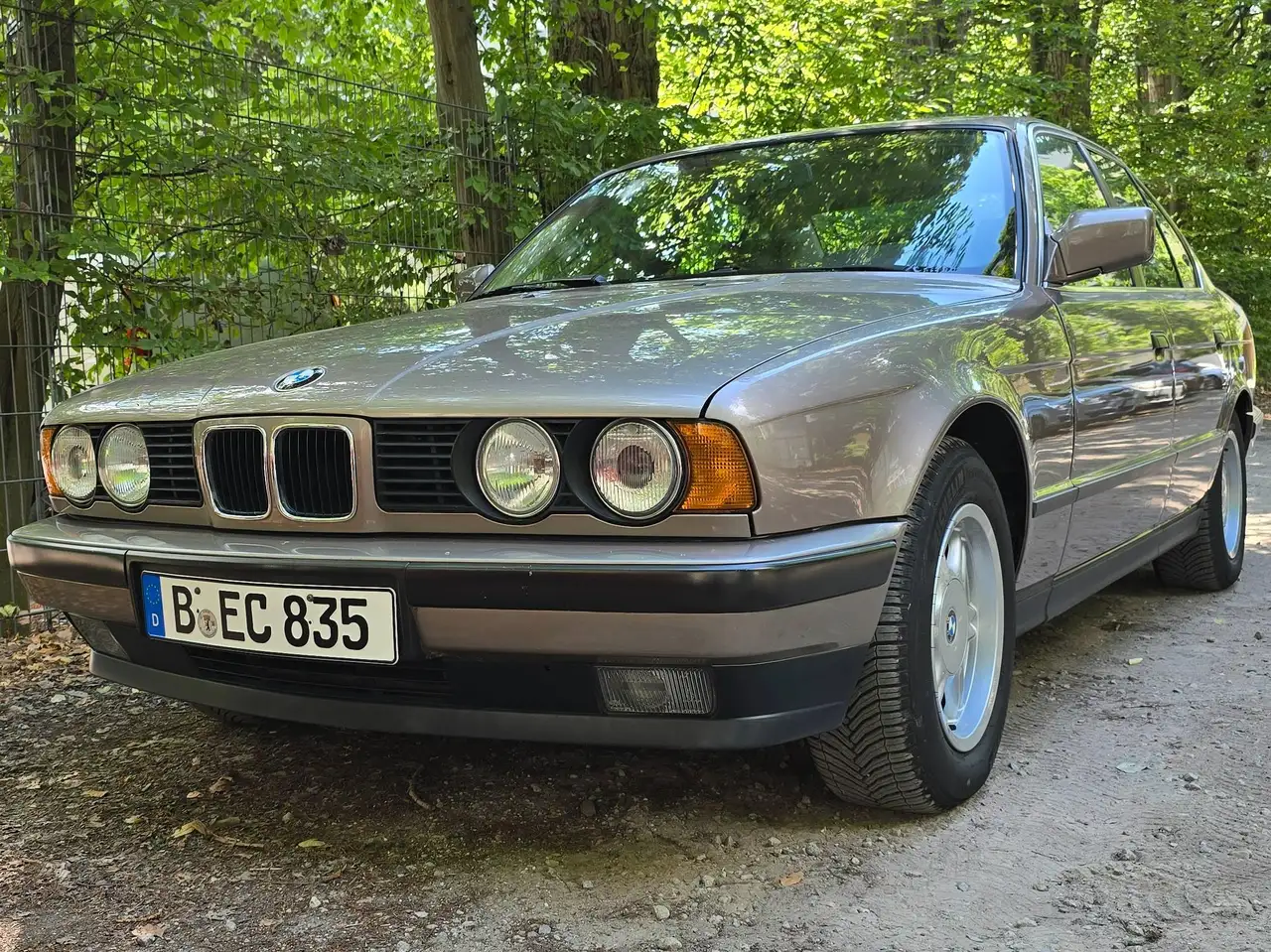 BMW 525i, foto 4