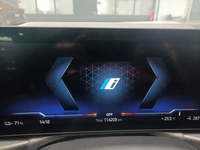 BMW I4 view 7