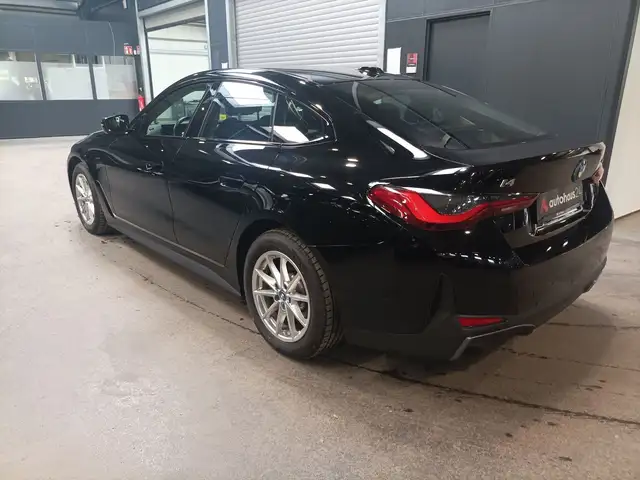 BMW I4 view 4
