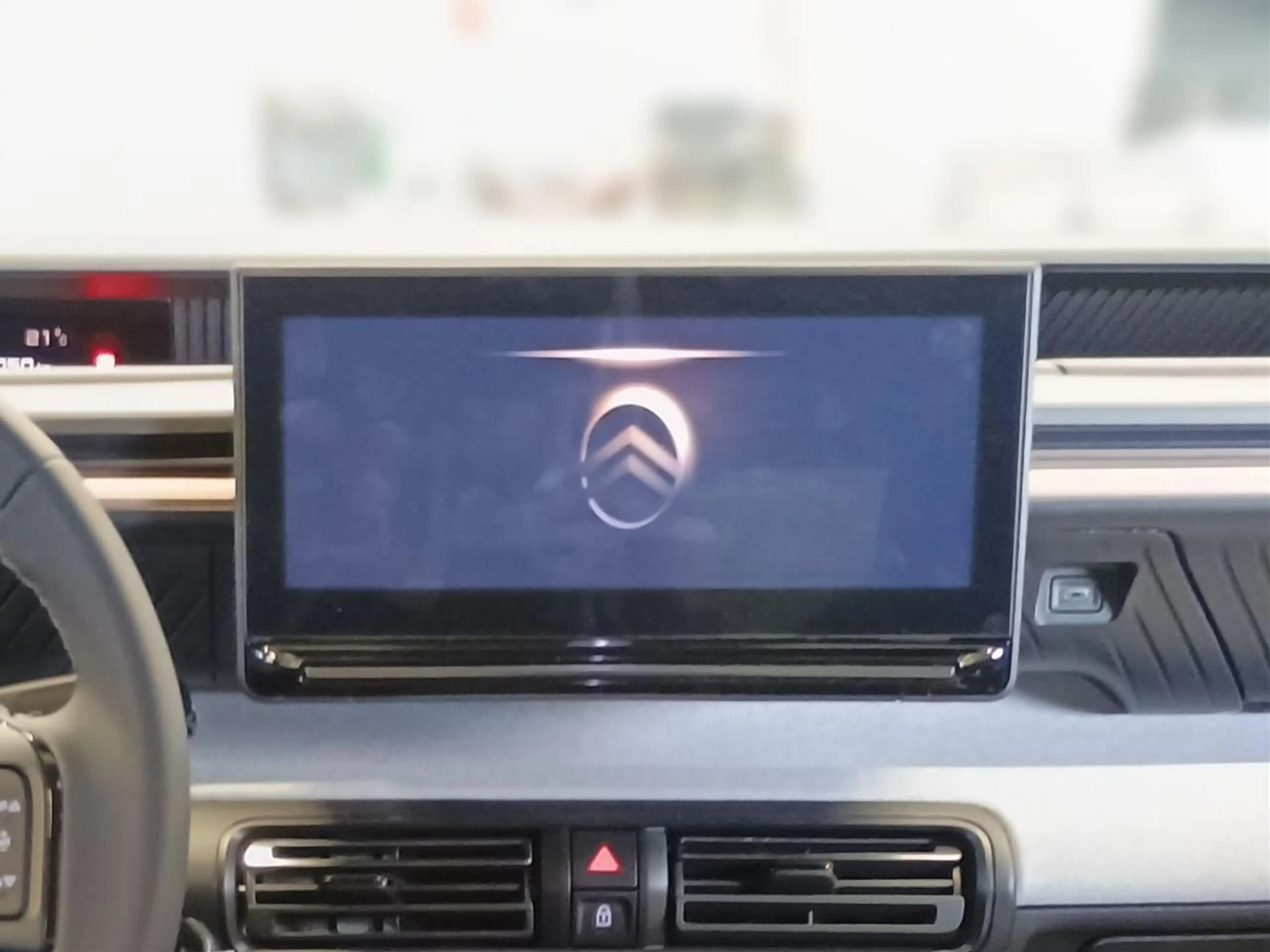 Citroen C3 Aircross 1.2 145 PLUS LED+Kam.+KlimaA+PDC+HUD — photo 12