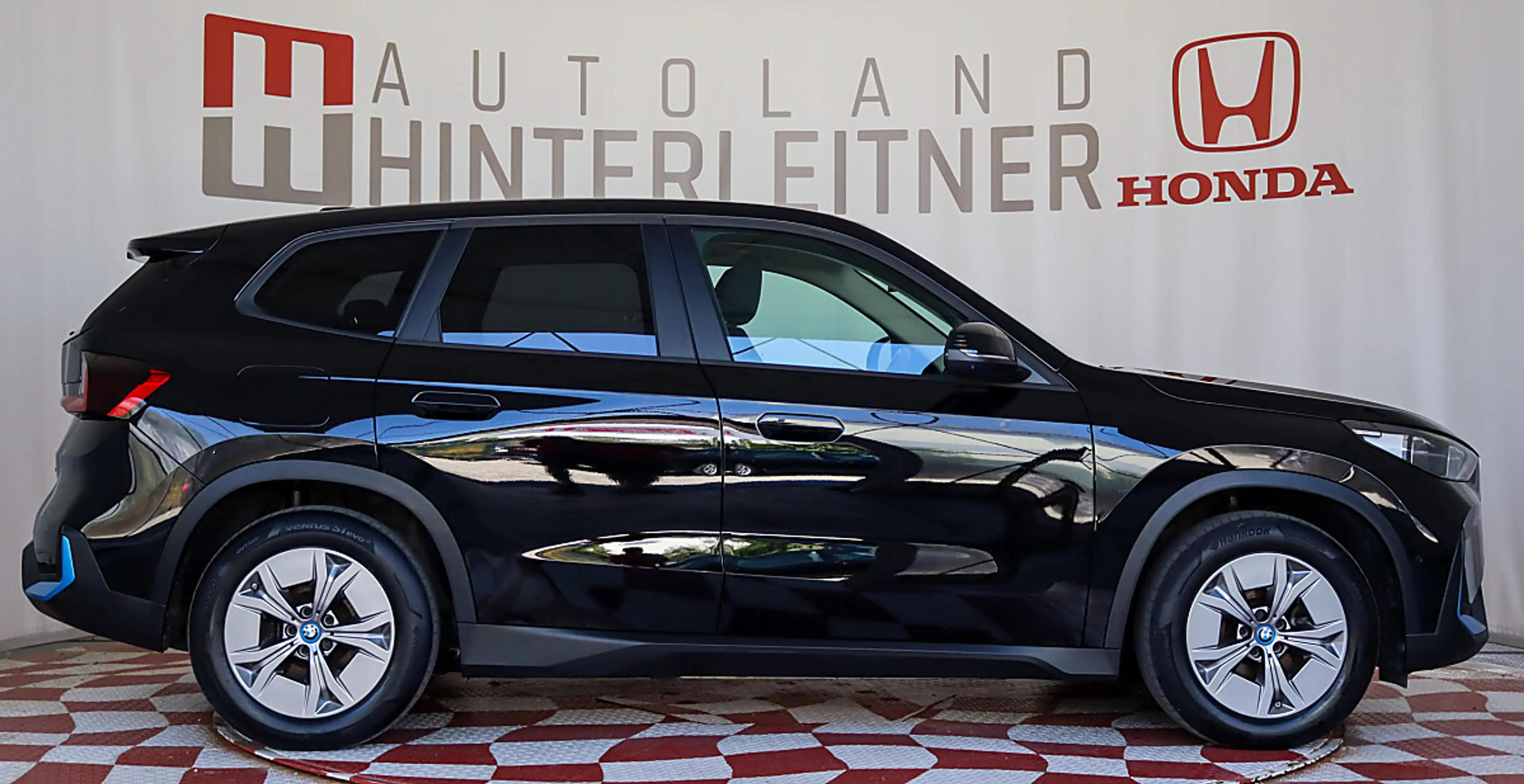 BMW iX1 xDrive30 netto 29.150.- KAMERA AHV — photo 8