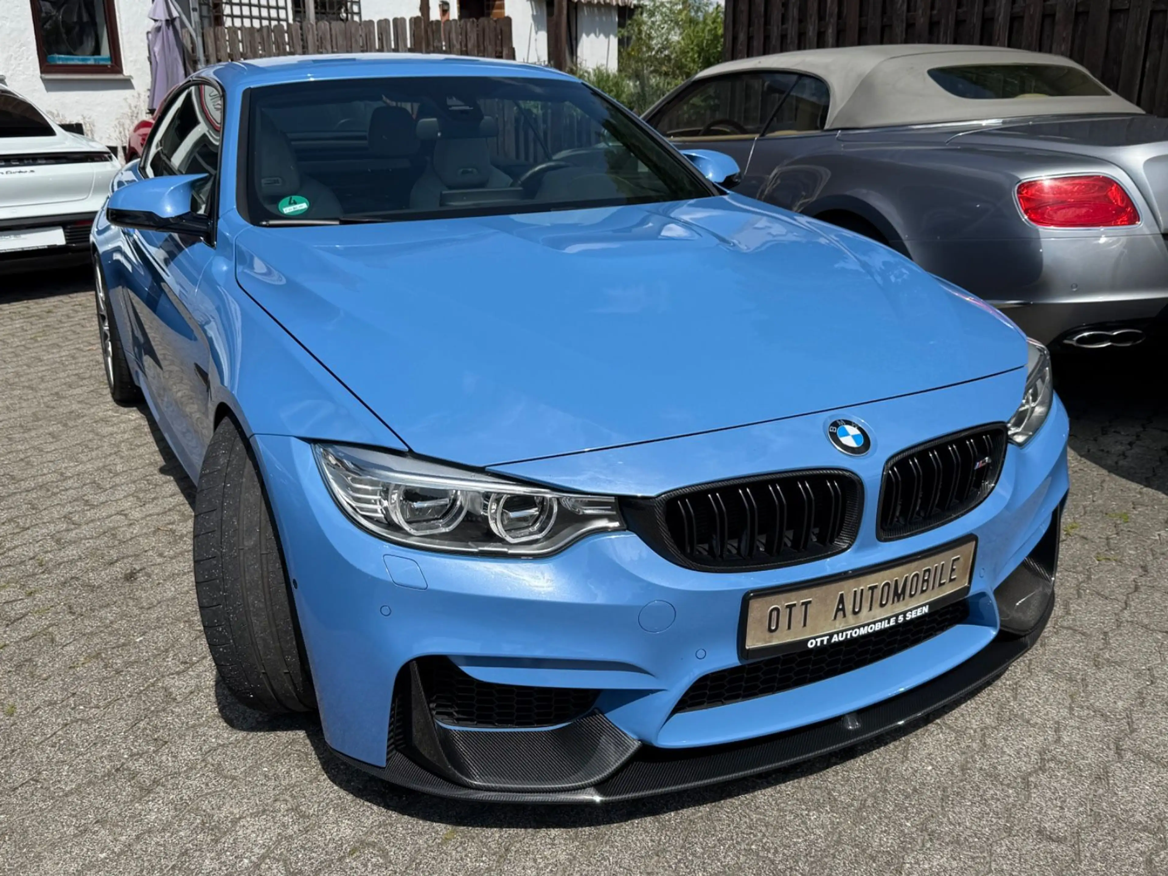 BMW M4 COMPETITION CABRIO *TRAUMZUSTAND* — photo 4
