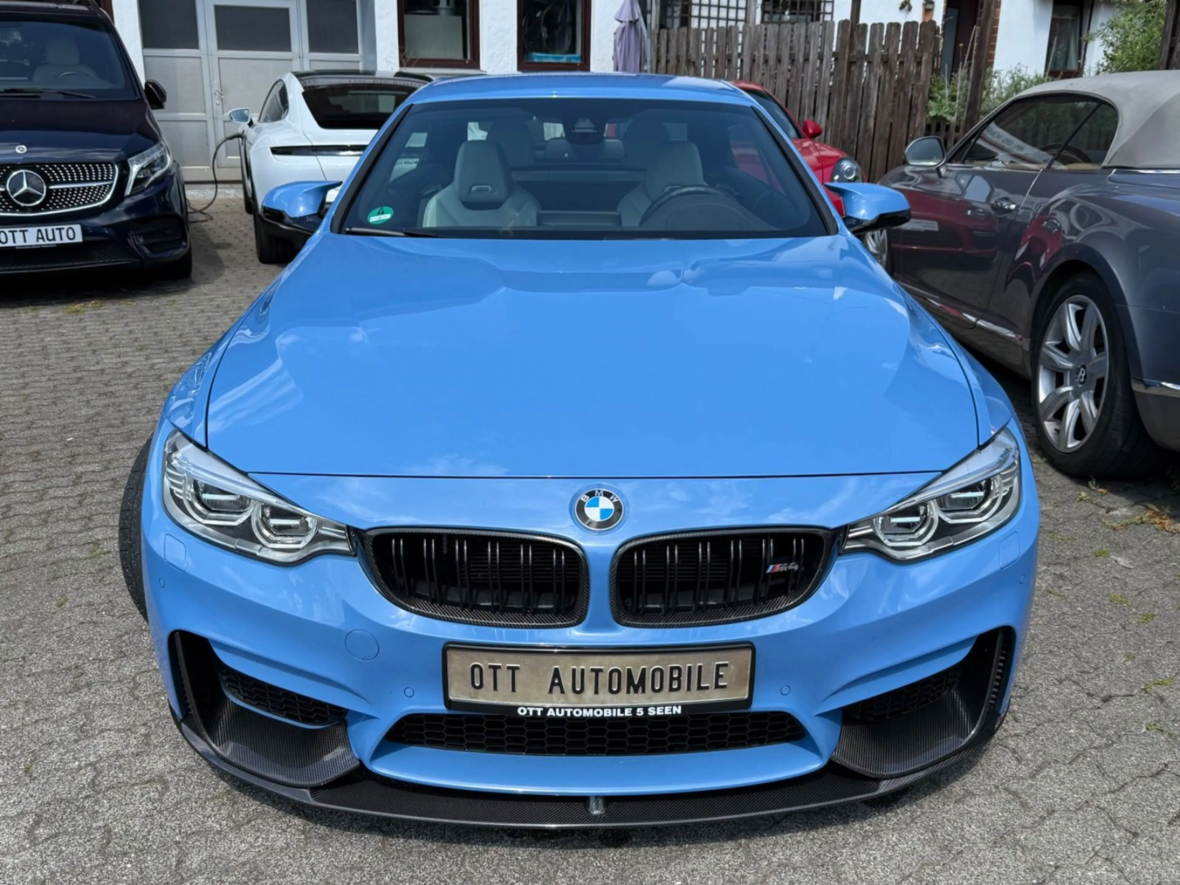 BMW M4 COMPETITION CABRIO *TRAUMZUSTAND* — photo 3