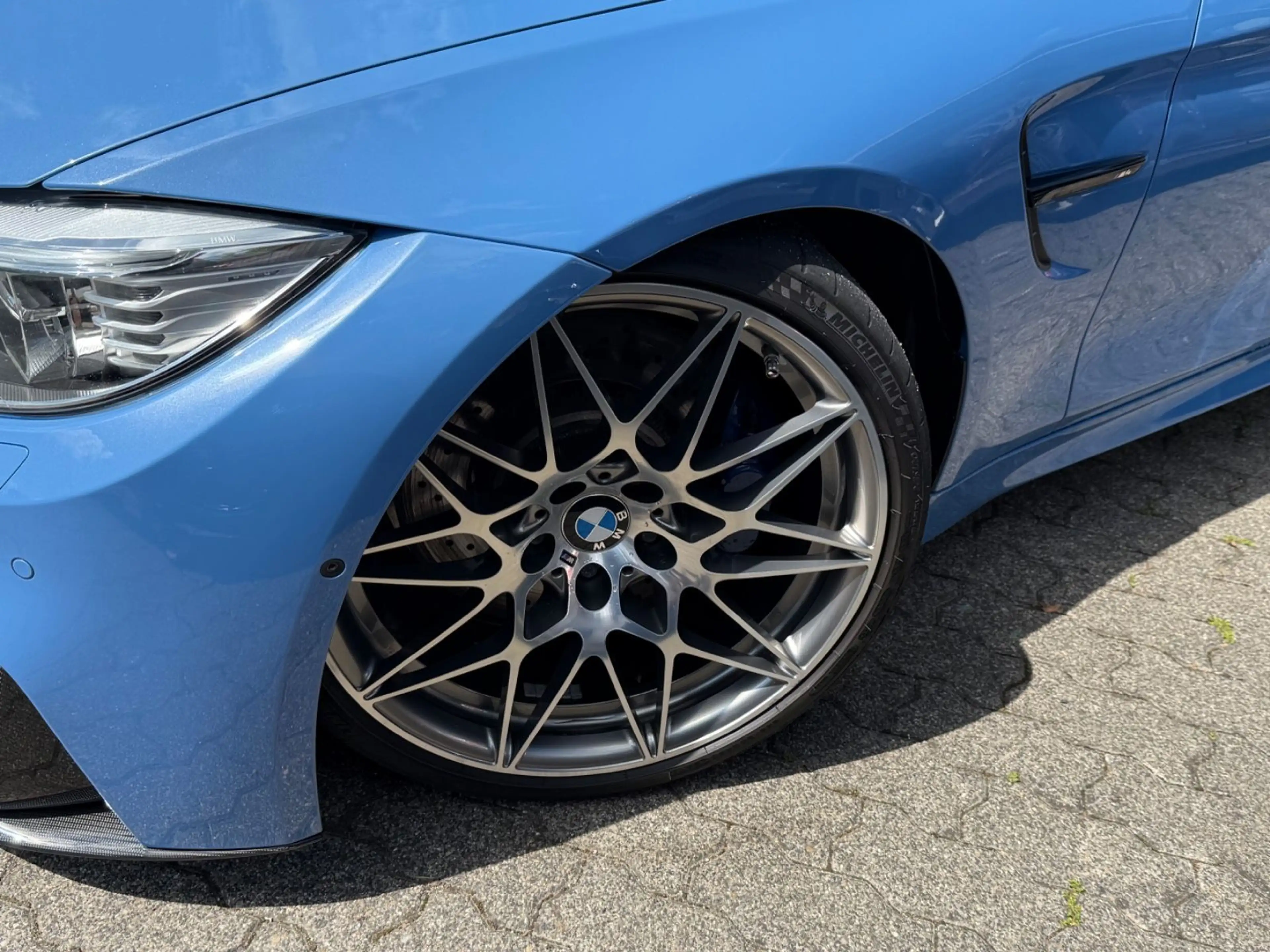 BMW M4 COMPETITION CABRIO *TRAUMZUSTAND* — photo 6