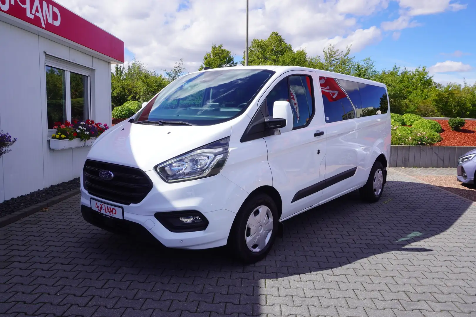 Ford Transit Custom 2.0 TDCi L2 9-Sitze WP Navi Kamera Weiß - 2