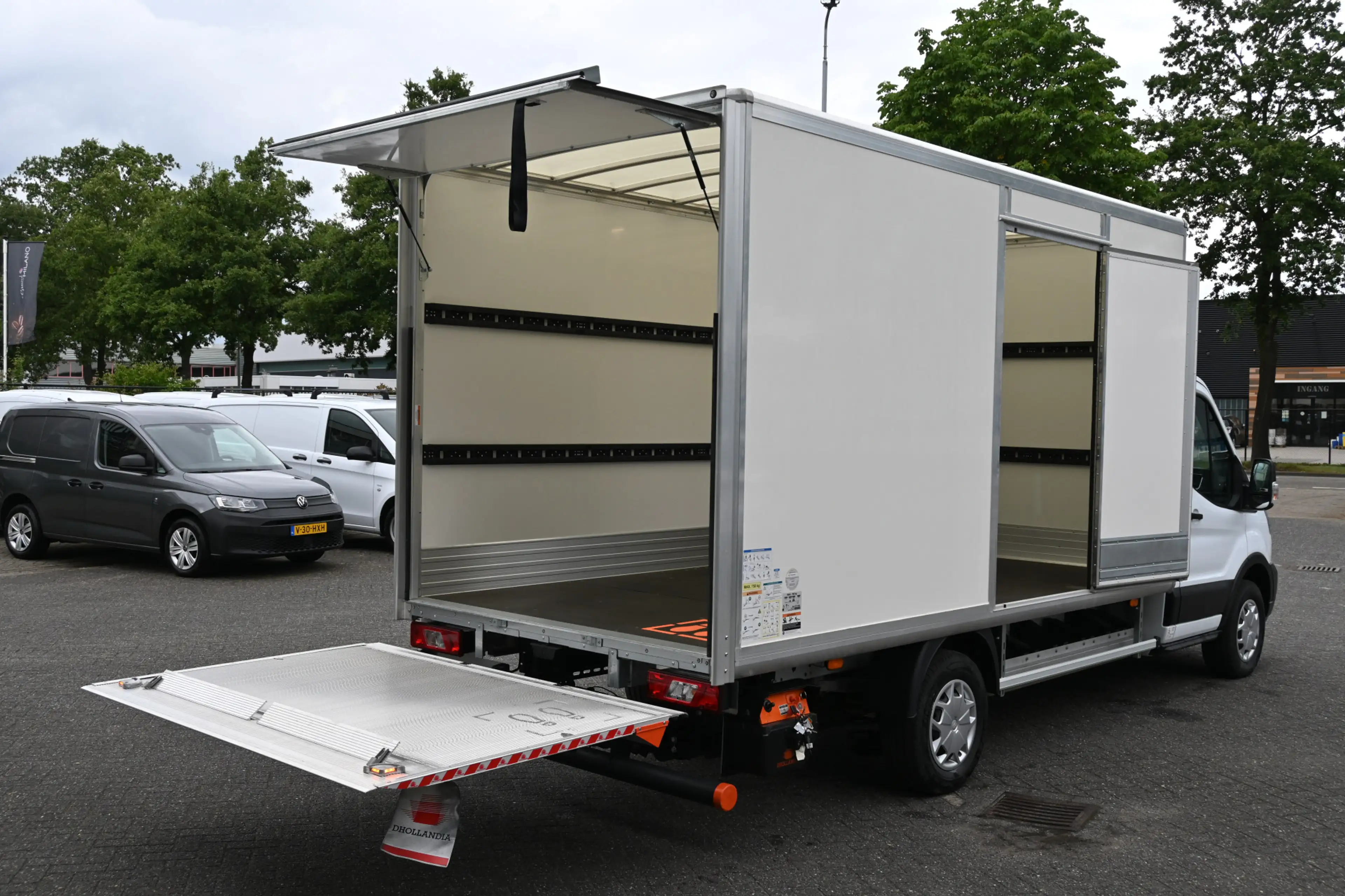 Ford E-Transit Bakwagen met Dhollandia laadklep Navigatie met cam — photo 3