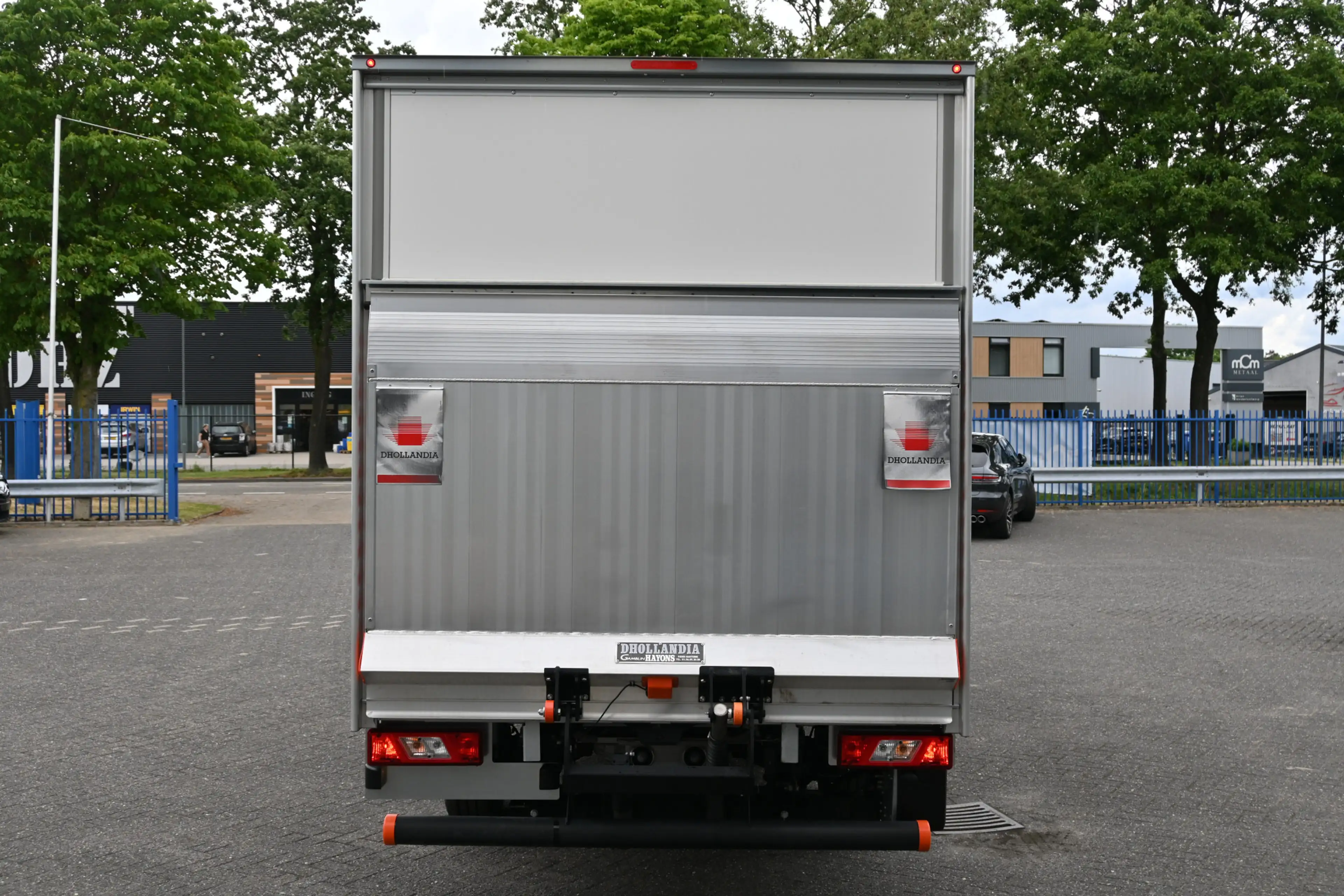 Ford E-Transit Bakwagen met Dhollandia laadklep Navigatie met cam — photo 11