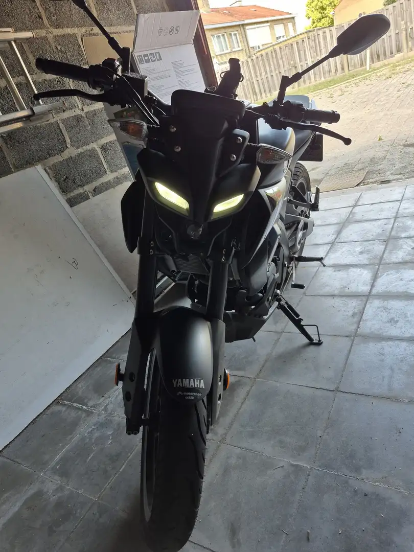 Yamaha MT-125 Zwart - 1