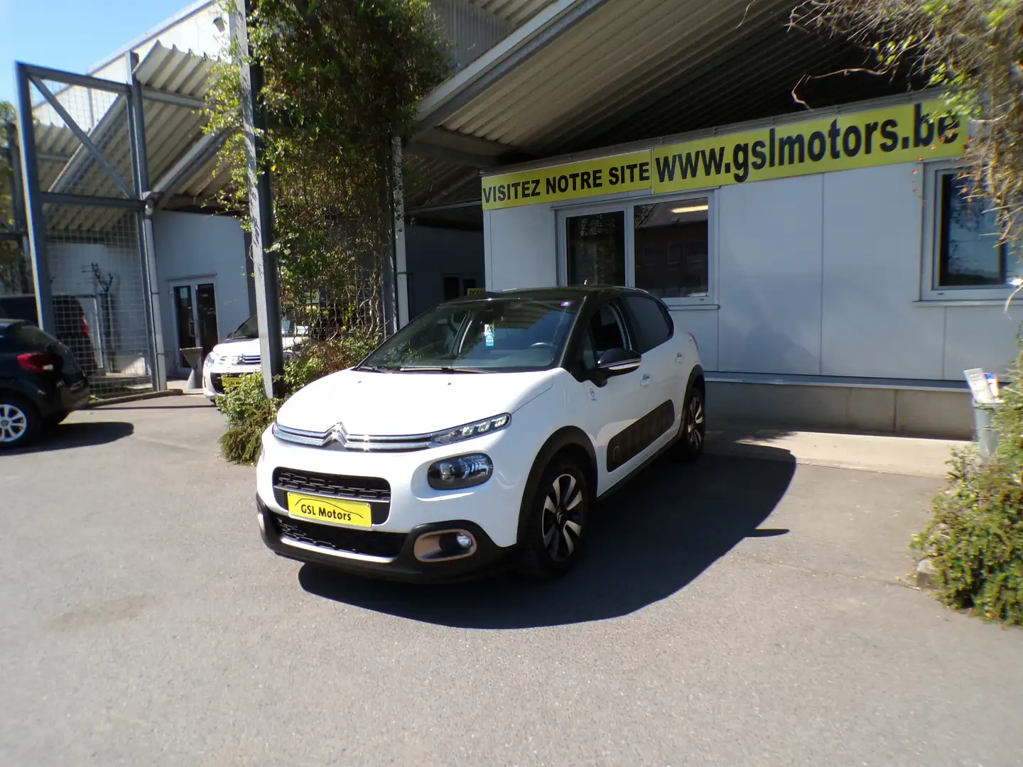 Citroen C3 1.2i 83cv blanc 02/20 Airco GPS Caméra Cruise Blanc - 1