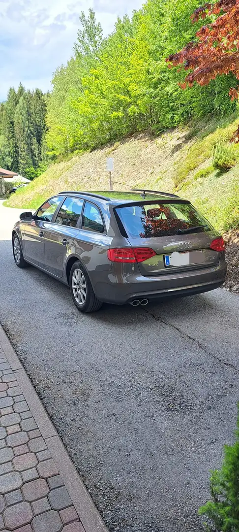 Audi A4 Avant 2,0 TDI DPF - 2