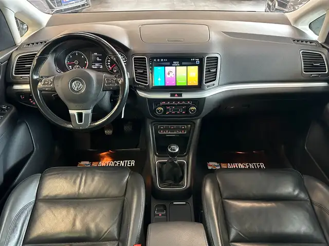 Volkswagen Sharan view 6