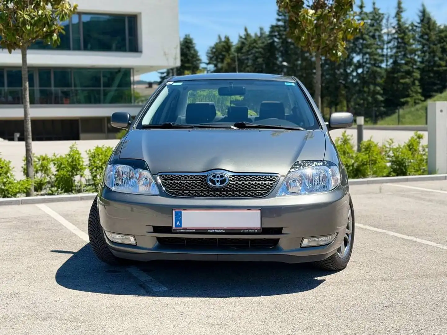 Toyota Corolla Corolla Linea Sol 1,4 VVT-i Grau - 2