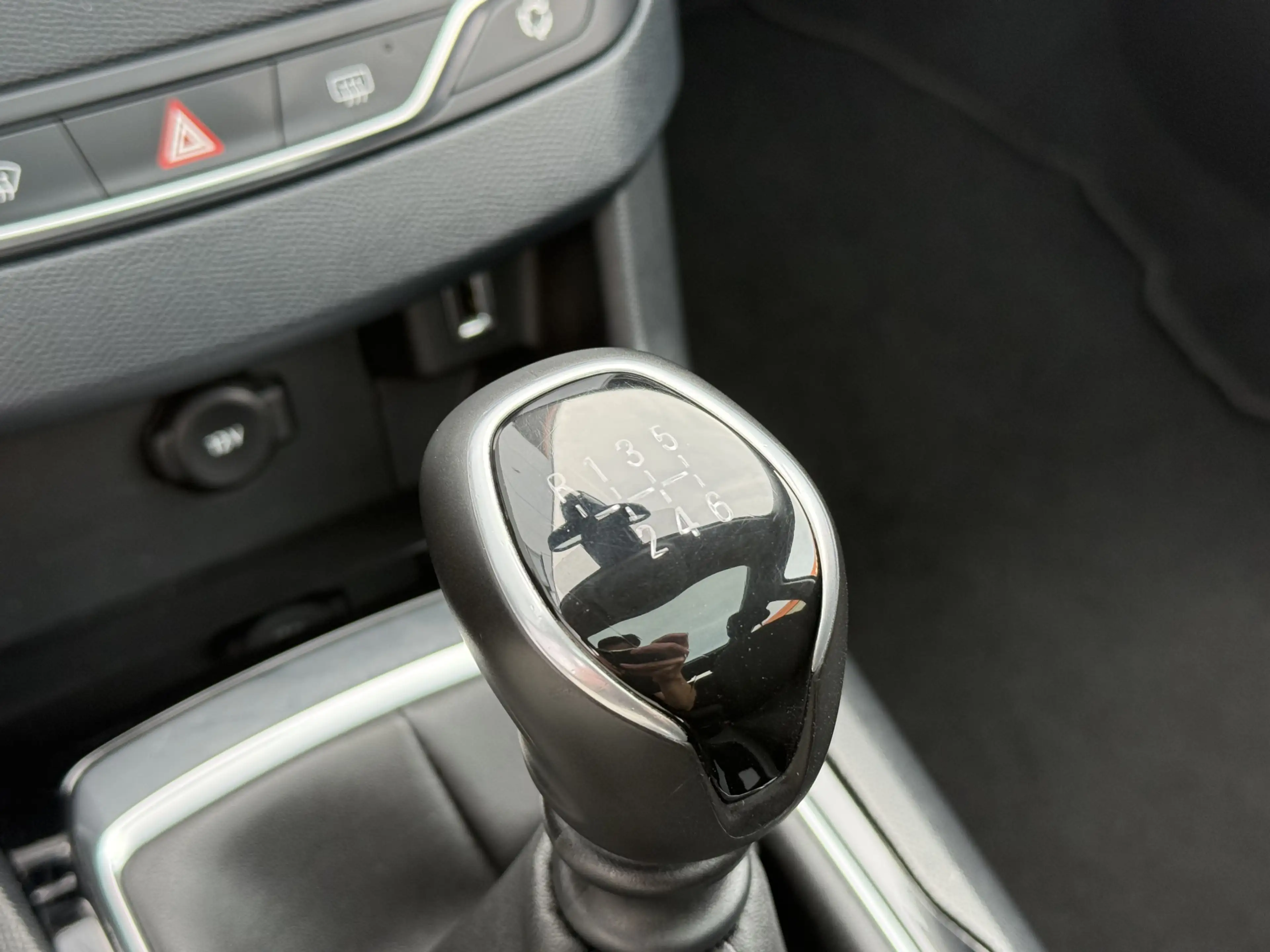 Peugeot 308 BWJ 2021 1.2 PureTech 111 PK Blue Lease Executive — photo 28