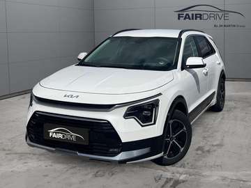 HEV 1.6/CAMERA/NAVI/CLIM/CARPLAY/HEAD-UP-DISPLAY/F