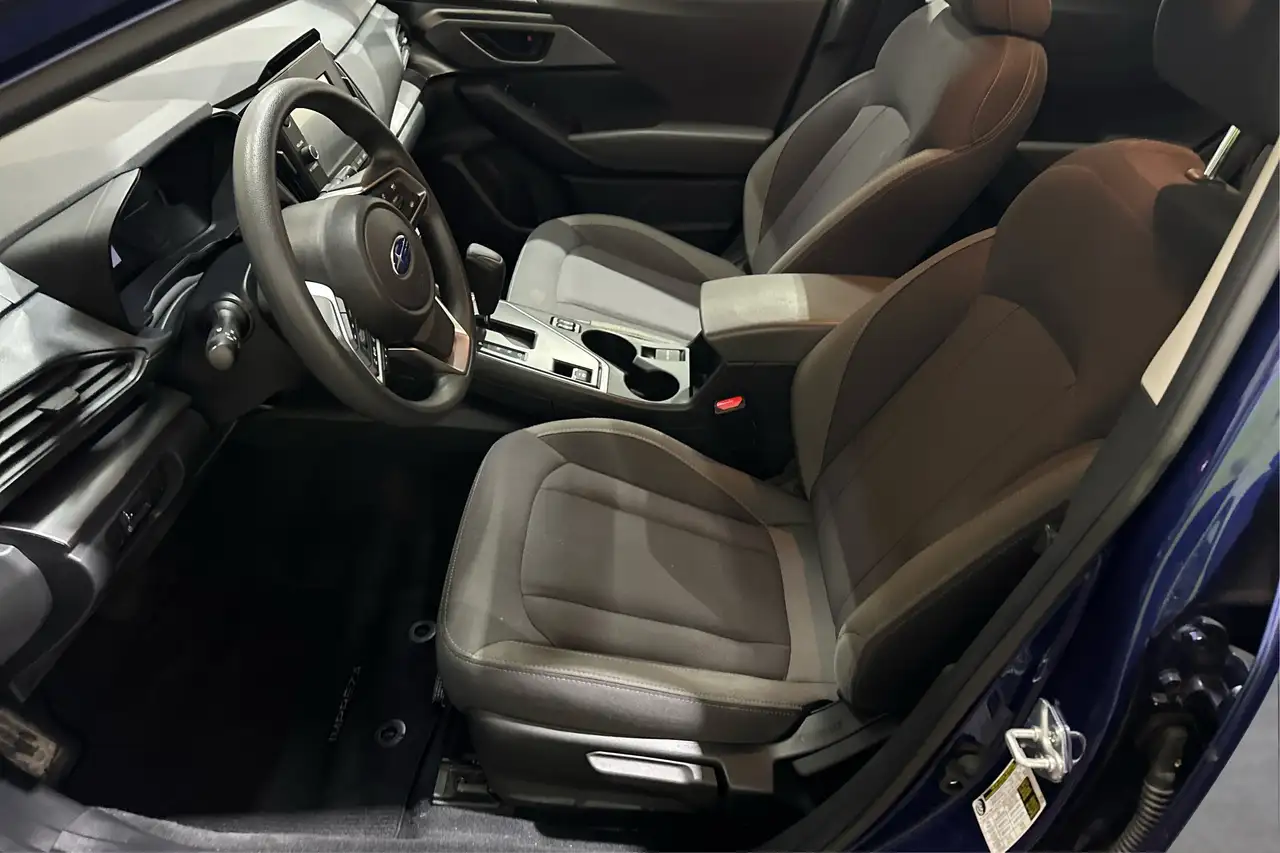 Subaru Impreza photo Subaru Impreza