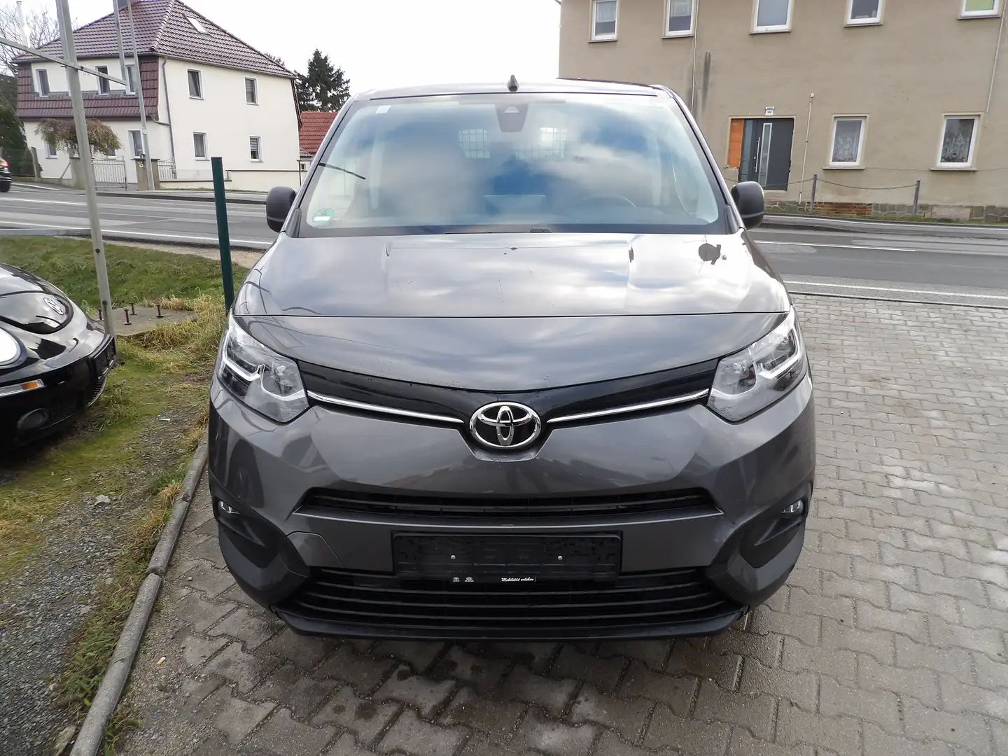 Toyota Proace City L1 Comfort, Klima, HU-AU NEU Gris - 2