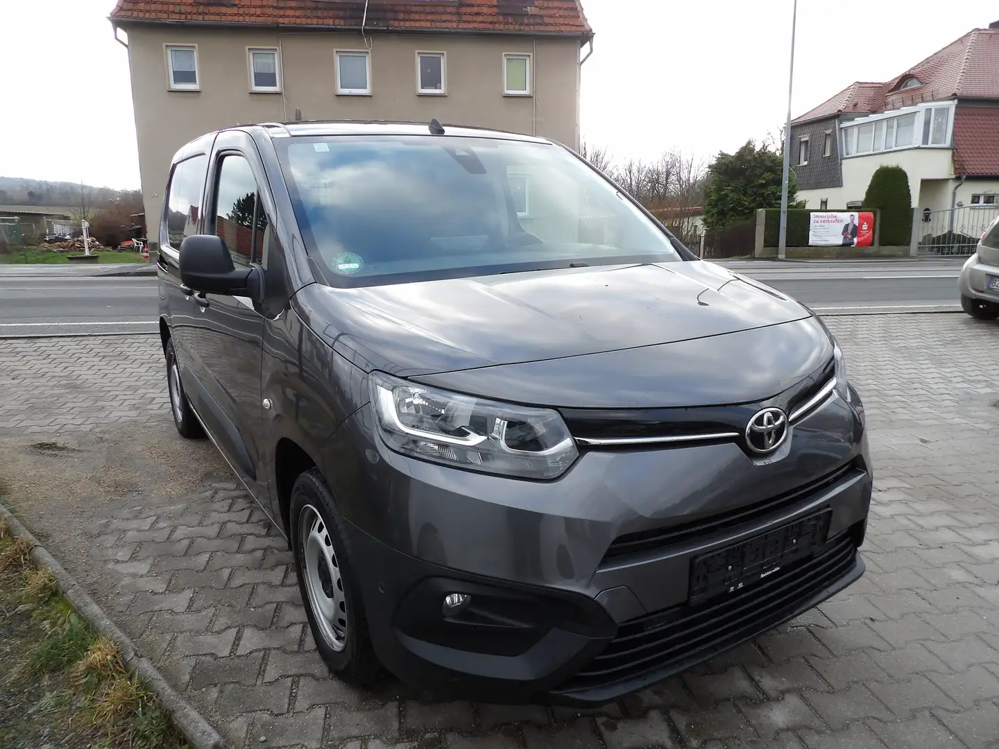 Toyota Proace City L1 Comfort, Klima, HU-AU NEU Gris - 1