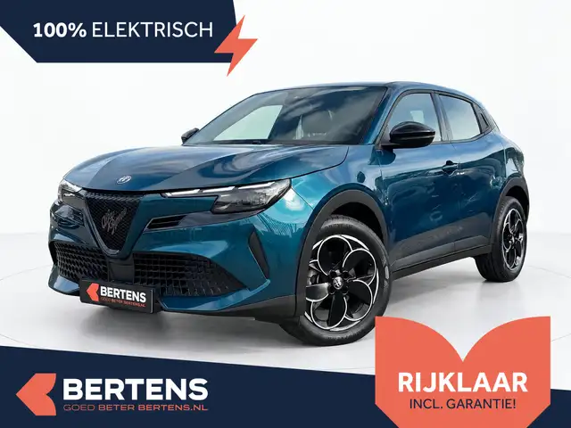 Alfa Romeo Junior Elettrica 54 kWh | 1 fase | Accu 98% | 18 inch | P